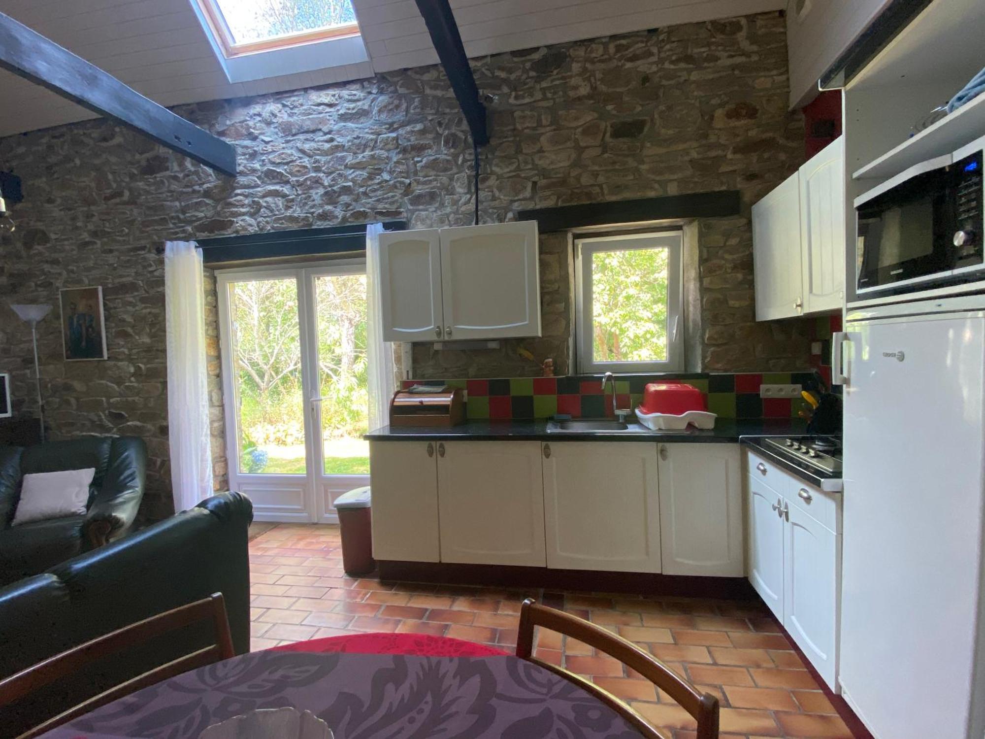 Sue'S Cottages Pleuven エクステリア 写真