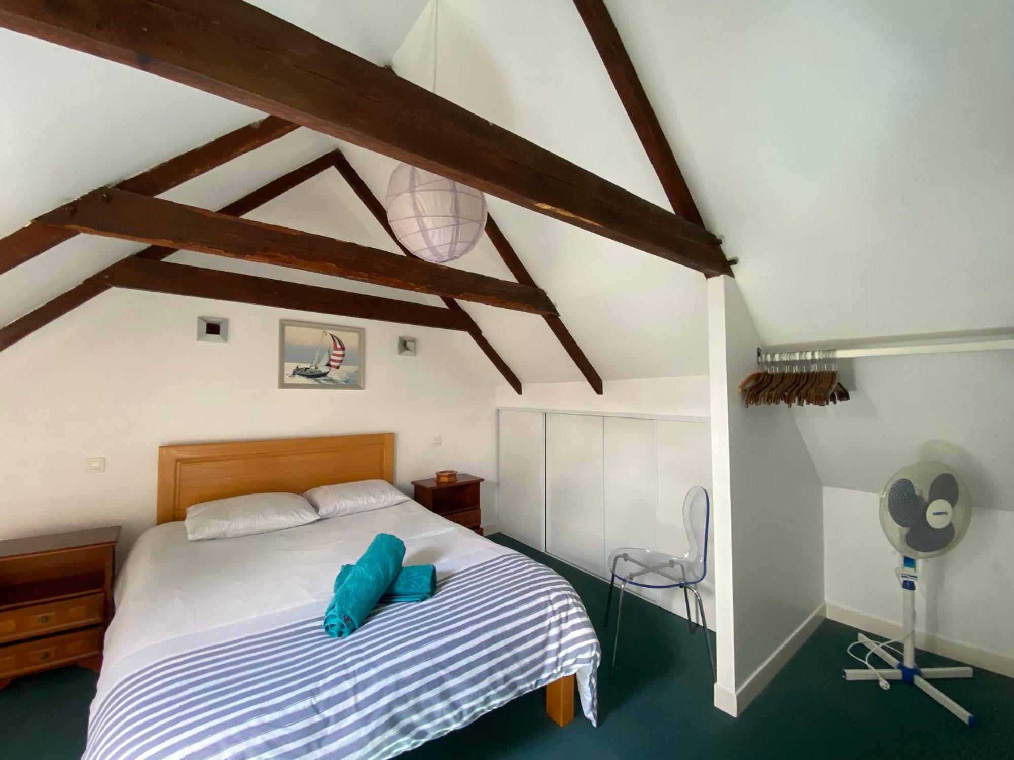 Sue'S Cottages Pleuven エクステリア 写真