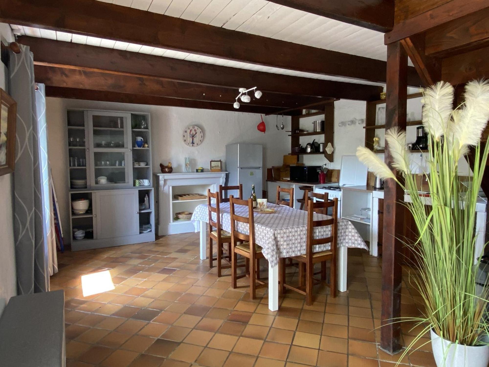 Sue'S Cottages Pleuven エクステリア 写真