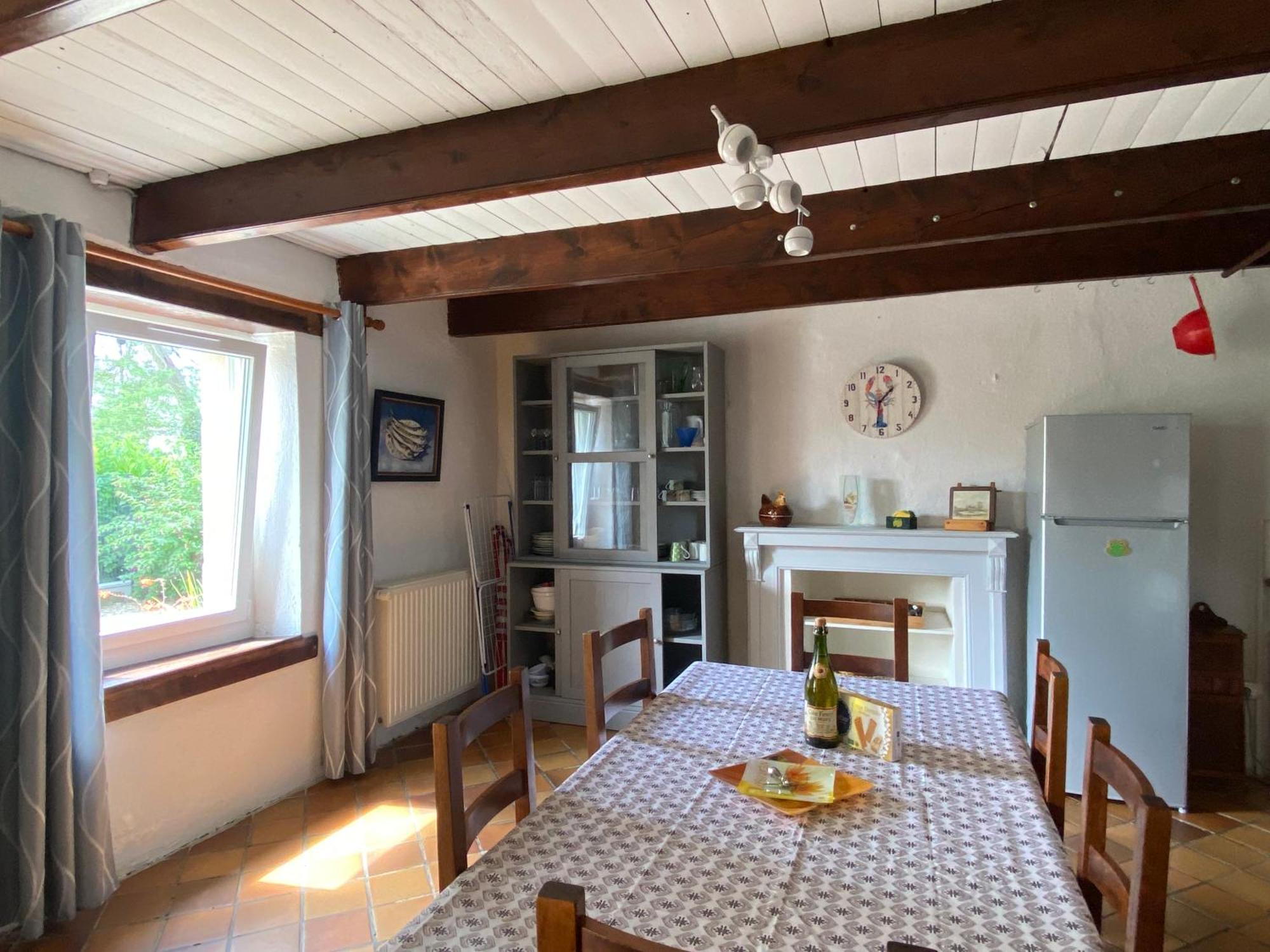 Sue'S Cottages Pleuven エクステリア 写真